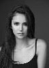 photo Nina Dobrev
